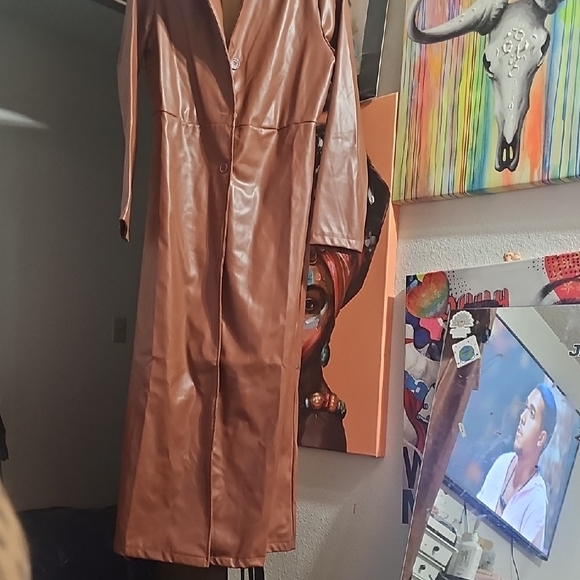 Women's Brown Leather Coat - Picture 3 of 5